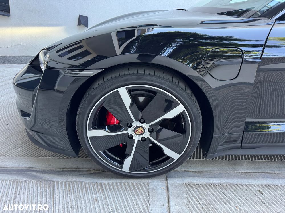 Porsche Taycan - 19