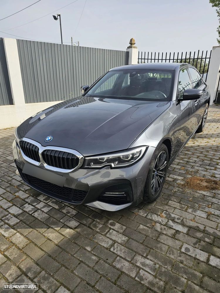 BMW 320 e Aut. M Sport - 1