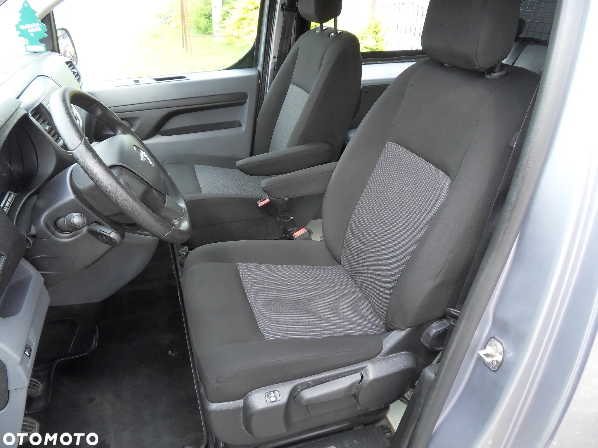 Opel VIVARO C - 15