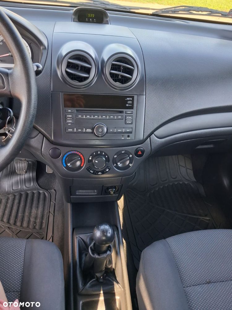 Chevrolet Aveo 1.2 - 12