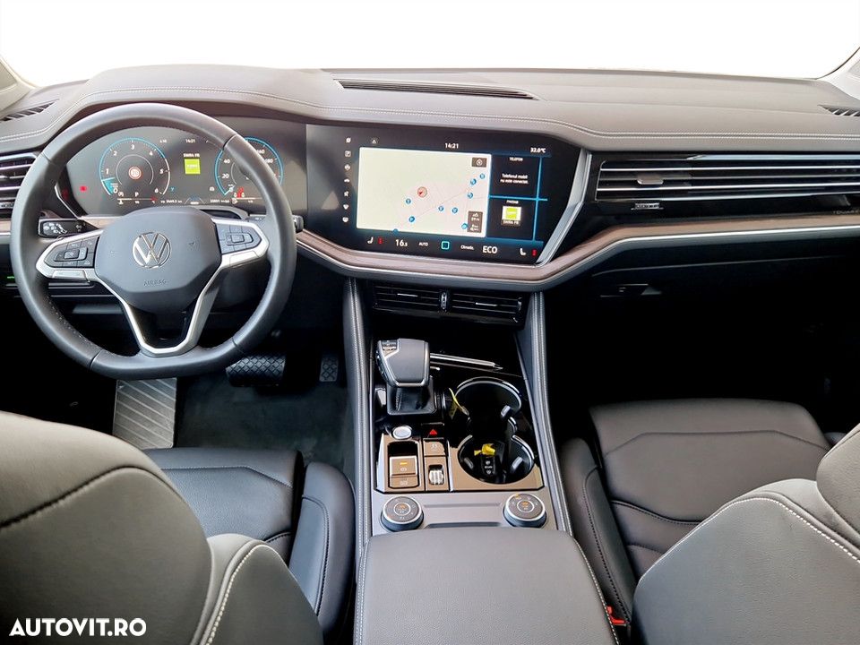 Volkswagen Touareg 3.0 V6 TDI SCR 4Motion Automatik Elegance - 14