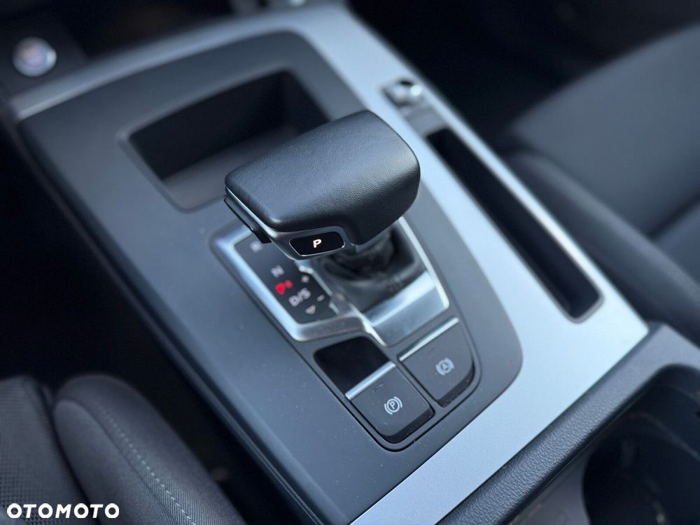 Audi Q5 Sportback - 24