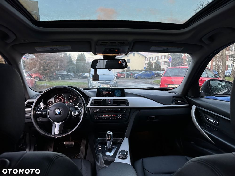 BMW Seria 3 320i xDrive - 8