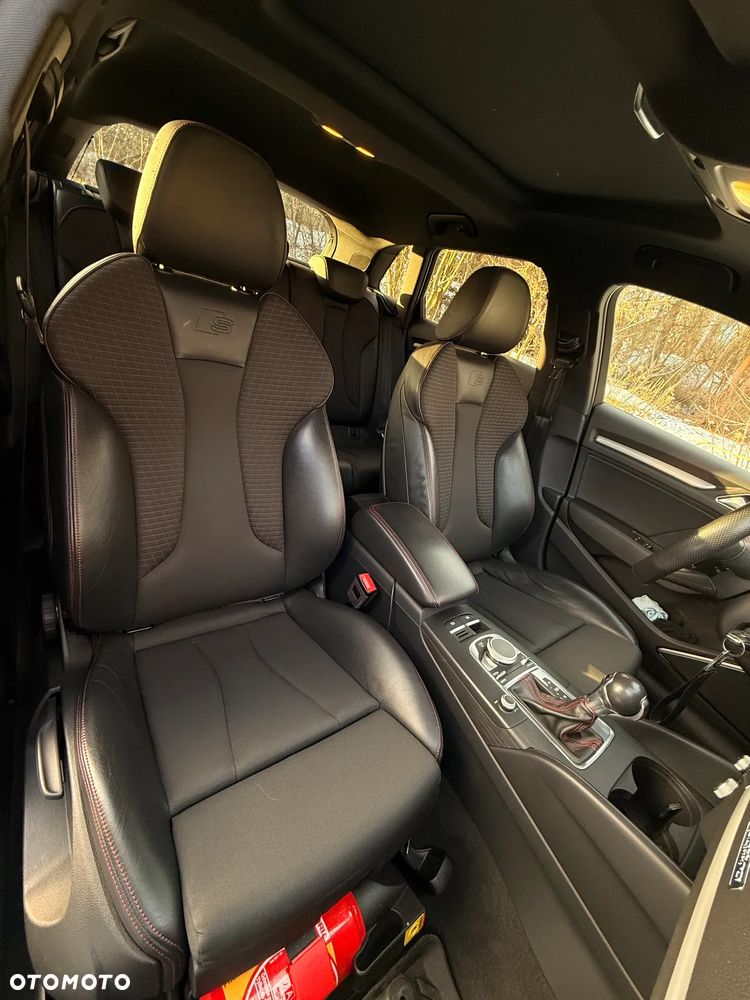 Audi S3 Sportback - 17