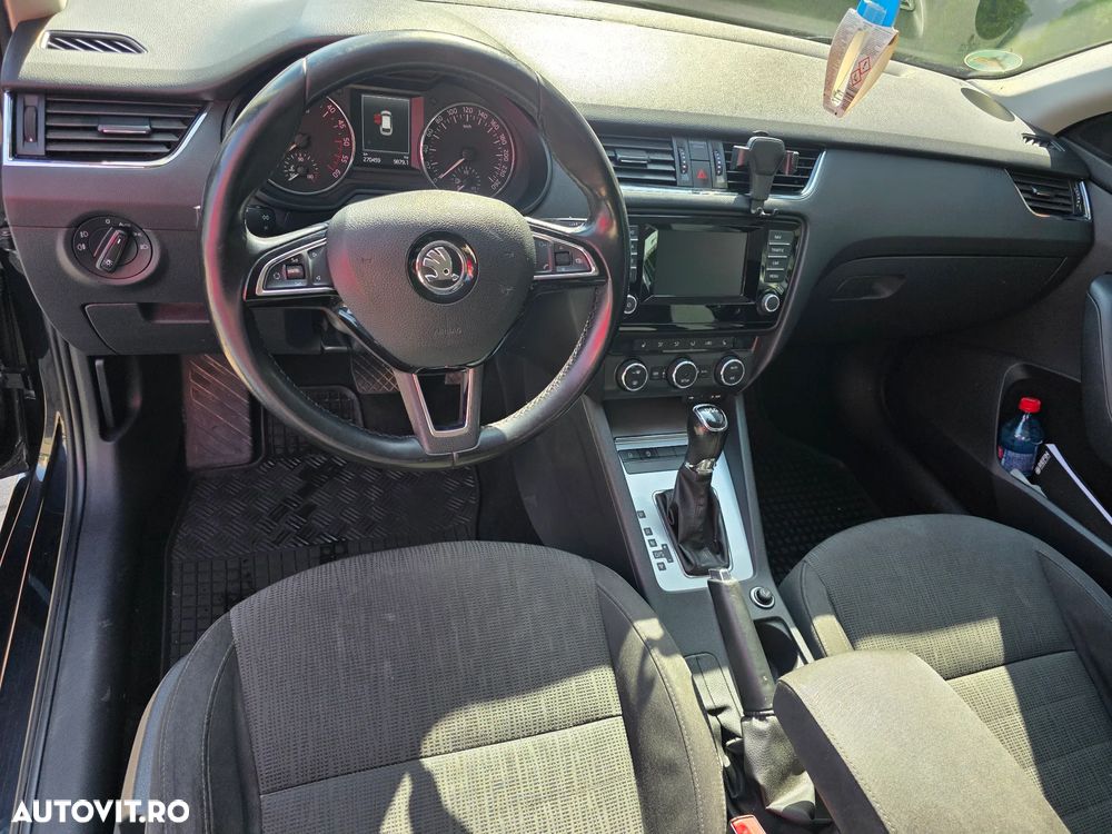 Skoda Octavia 2.0 TDI ELEGANCE DSG - 18