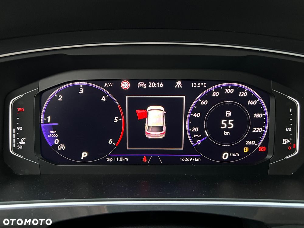 Volkswagen Tiguan 2.0 TDI SCR 4MotION DSG R-Line - 30