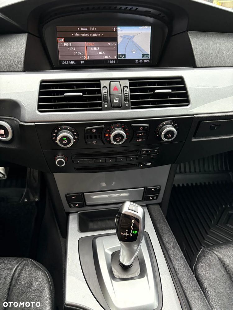 BMW Seria 5 530i - 15