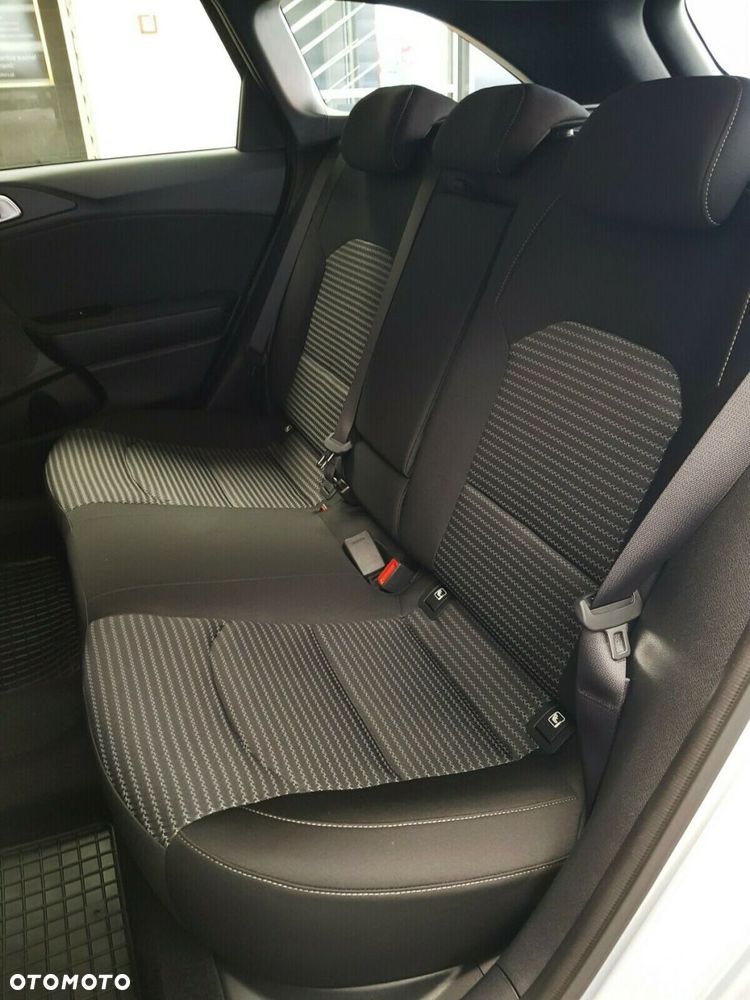 Kia Ceed 1.5 T-GDI M DCT - 32