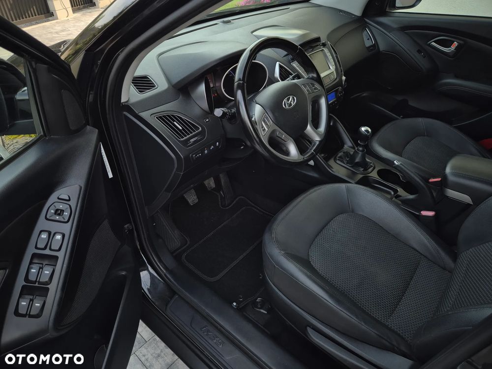Hyundai ix35 - 11