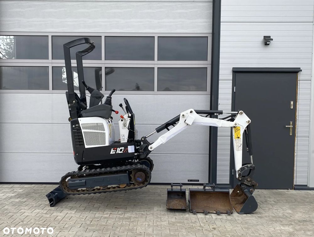Bobcat E10Z Minikoparka - 1
