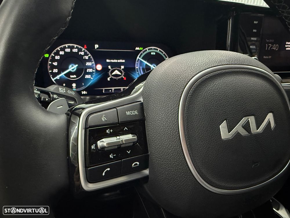 Kia Sorento 1.6 T-GDI HEV Concept - 36