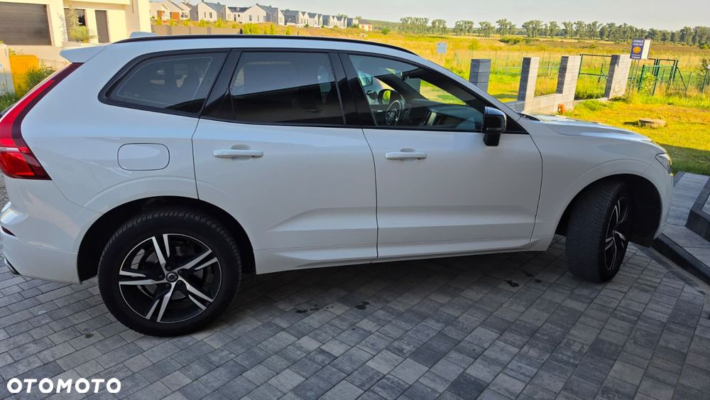 Volvo XC 60 B4 B R-Design - 1