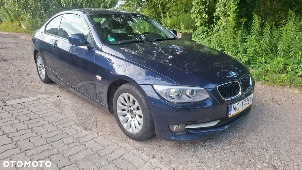 BMW Seria 3 318i - 5