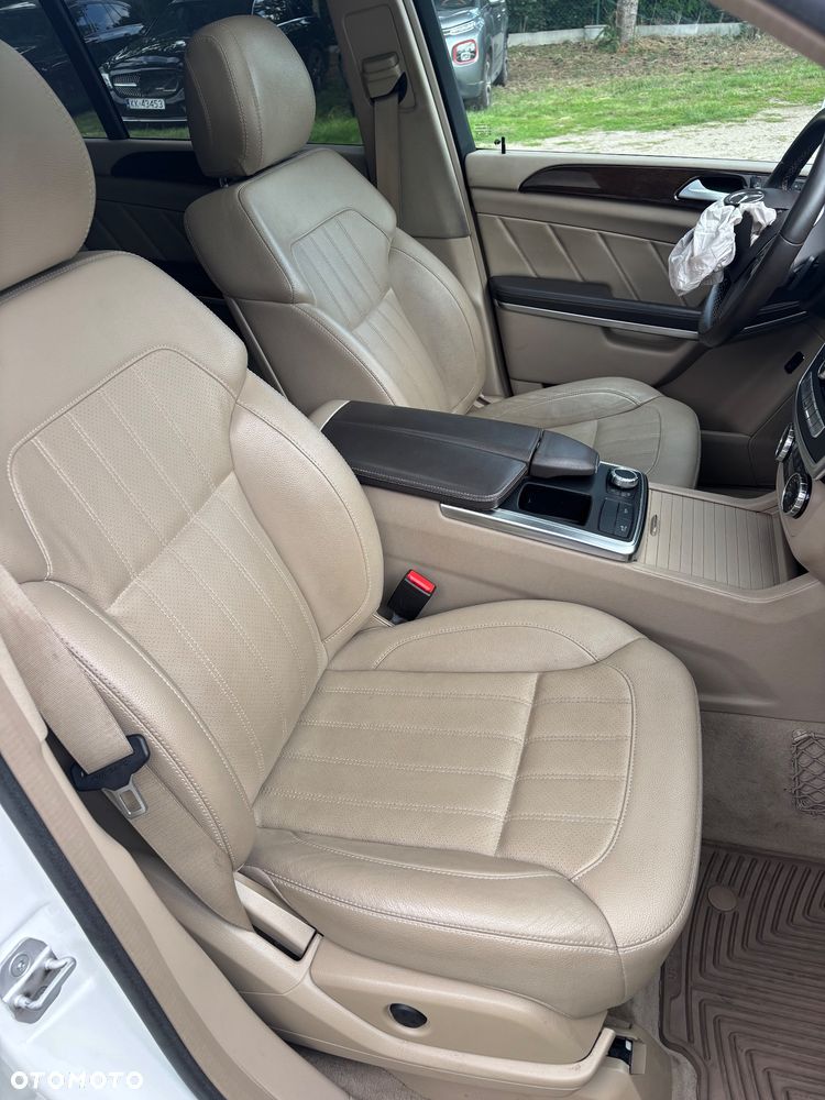 Mercedes-Benz GL 500 4-Matic - 18