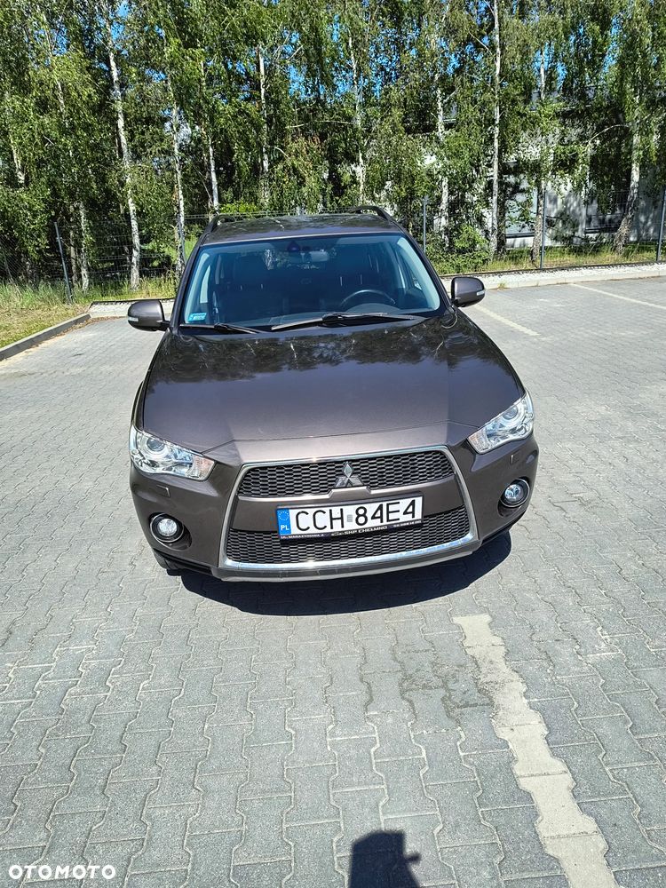 Mitsubishi Outlander 2.0 Intense + 2WD EU5 - 1
