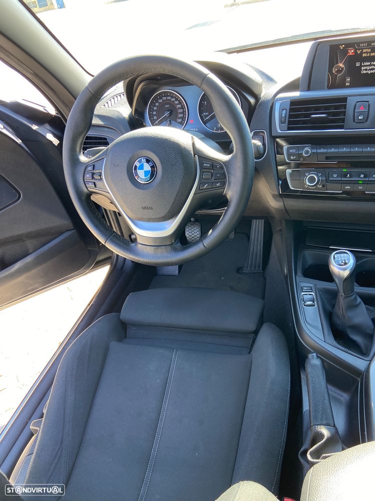 BMW 218 d Cabrio Line Sport - 22