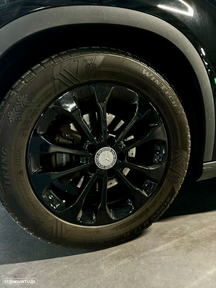 Mercedes-Benz GLA 200 d AMG Line - 18