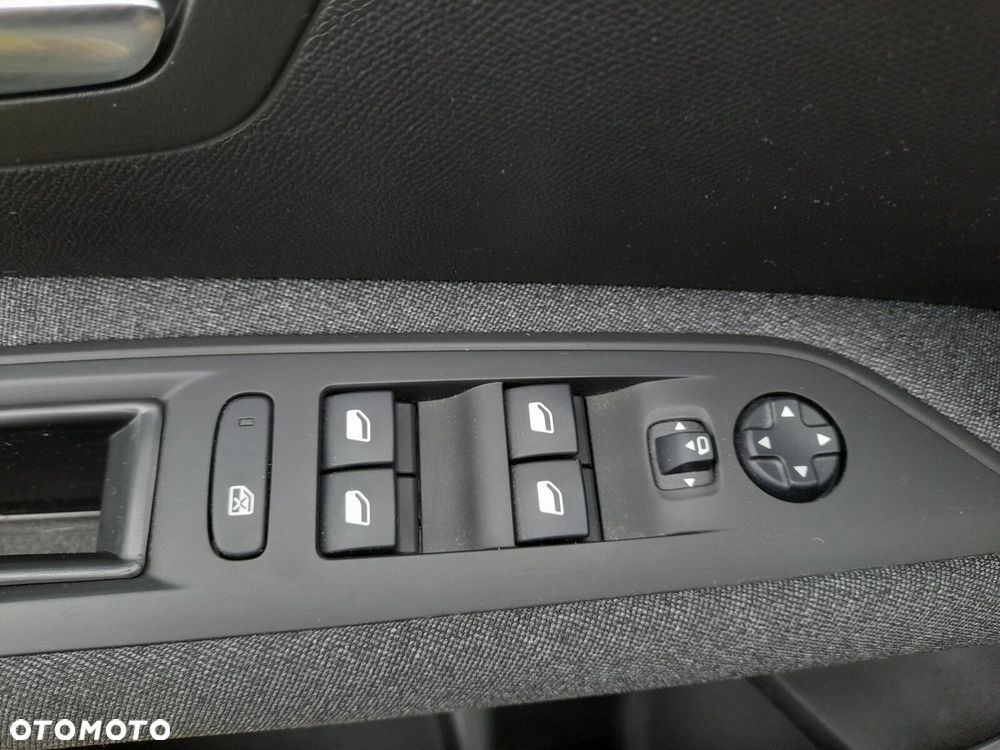 Peugeot 3008 - 14