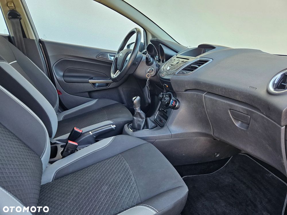 Ford Fiesta - 19