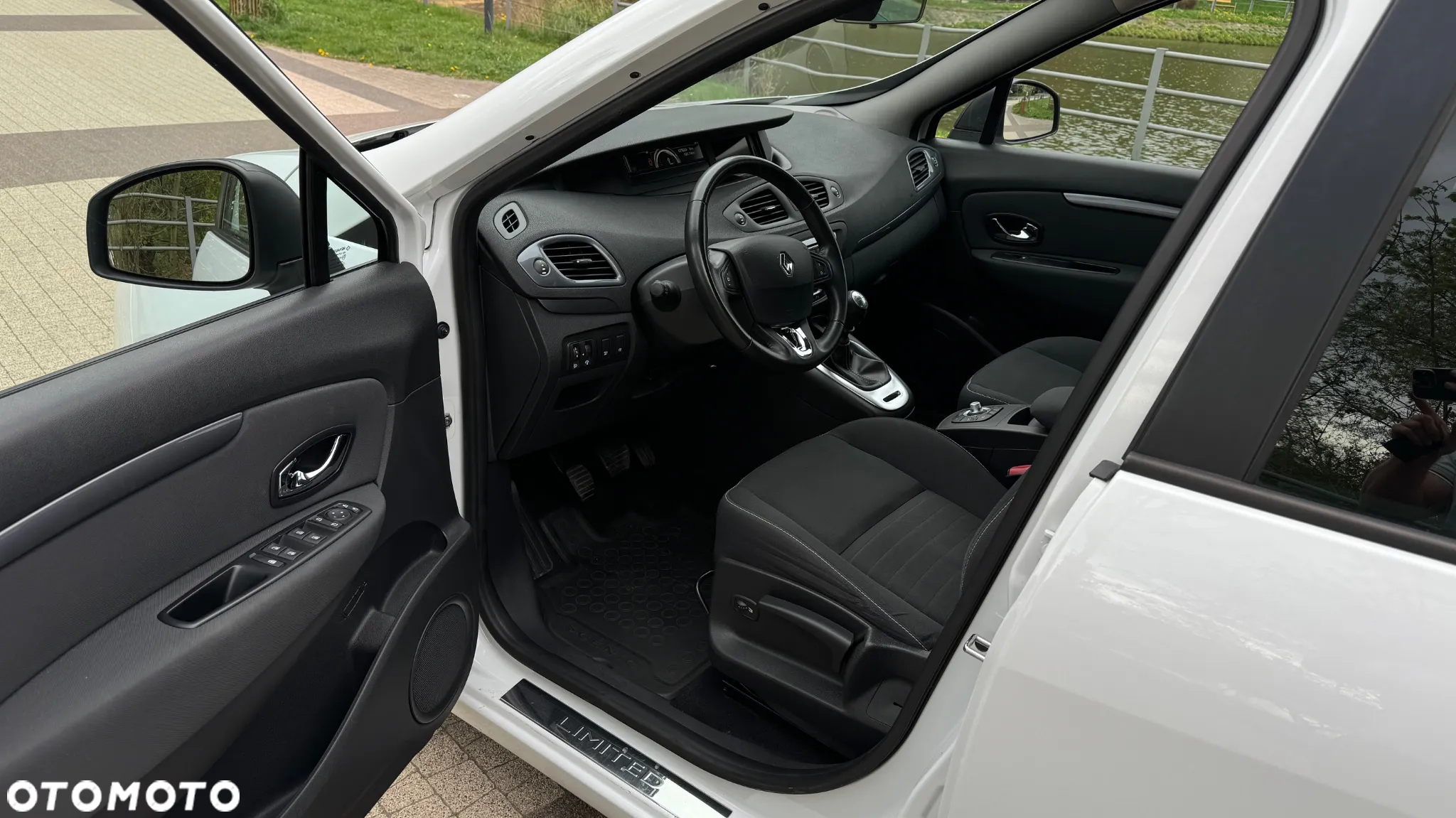 Renault Scenic - 14