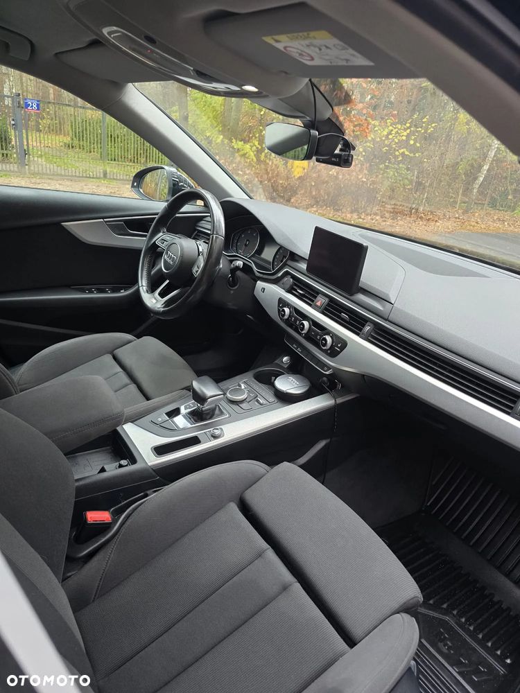 Audi A4 Avant 2.0 TDI S tronic - 12