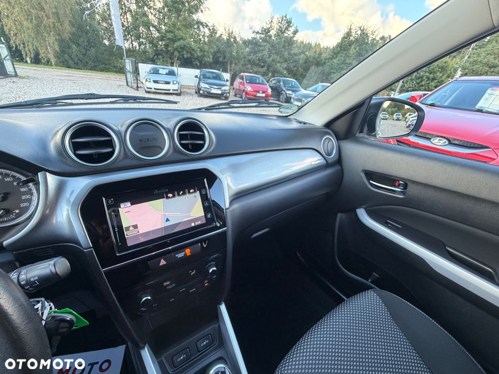 Suzuki Vitara 1.6 DDiS (4x4) Allgrip Comfort+ - 29