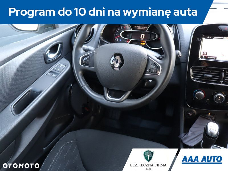 Renault Clio - 8