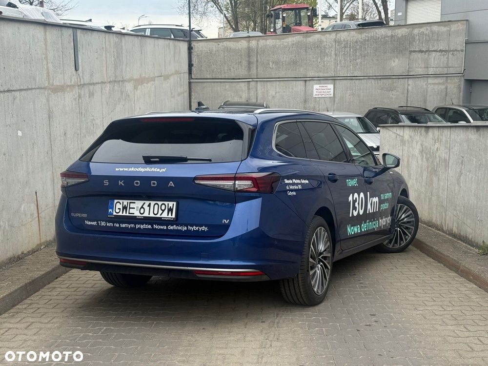 Skoda Superb 1.5 TSI L&K DSG - 5