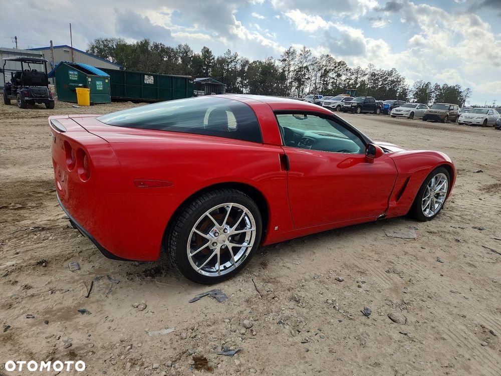 Chevrolet Corvette - 29