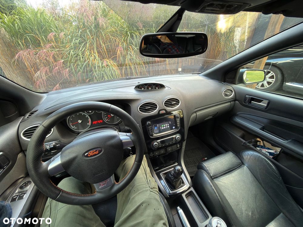 Ford Focus - 8