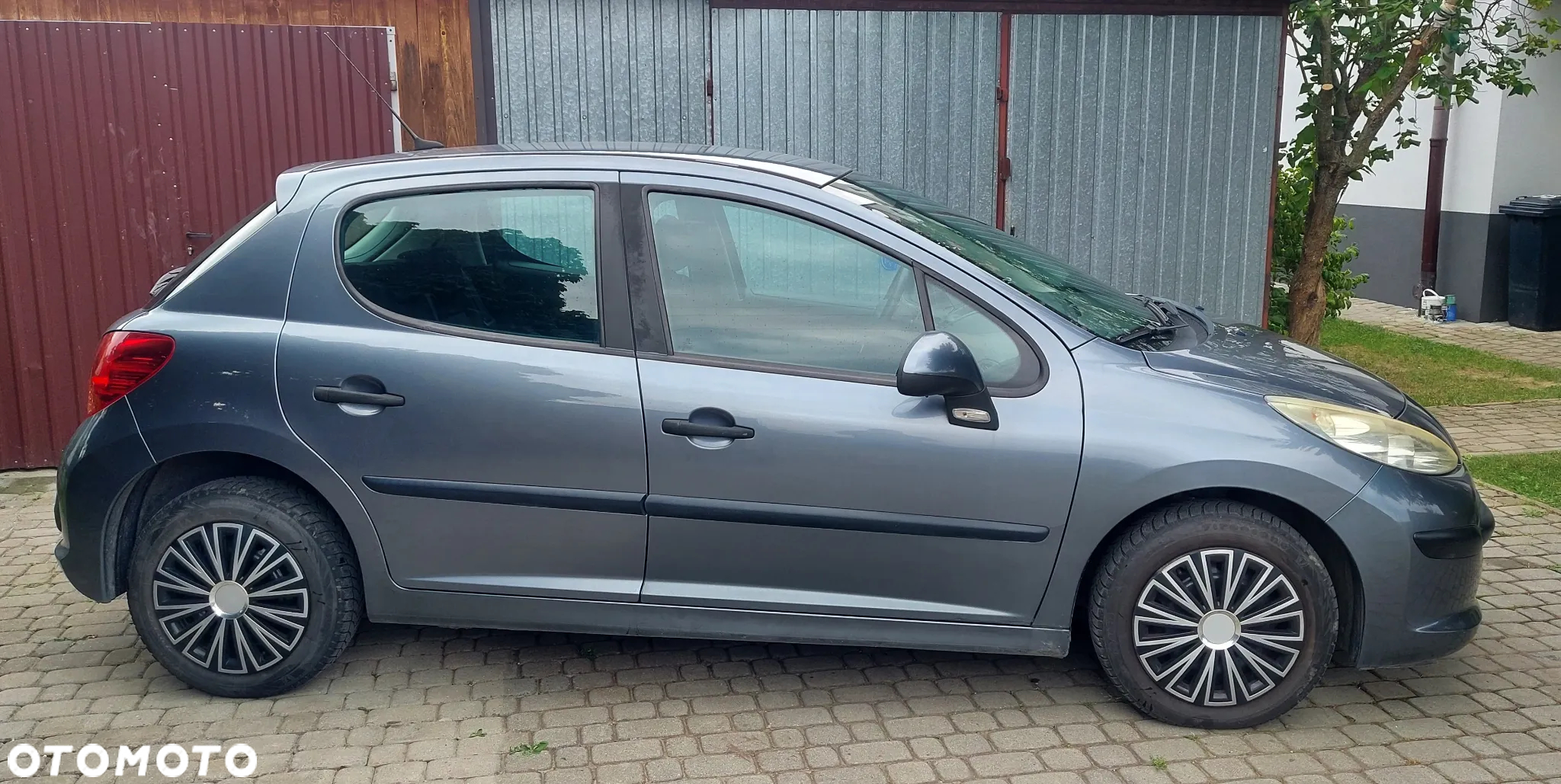 Peugeot 207 - 4