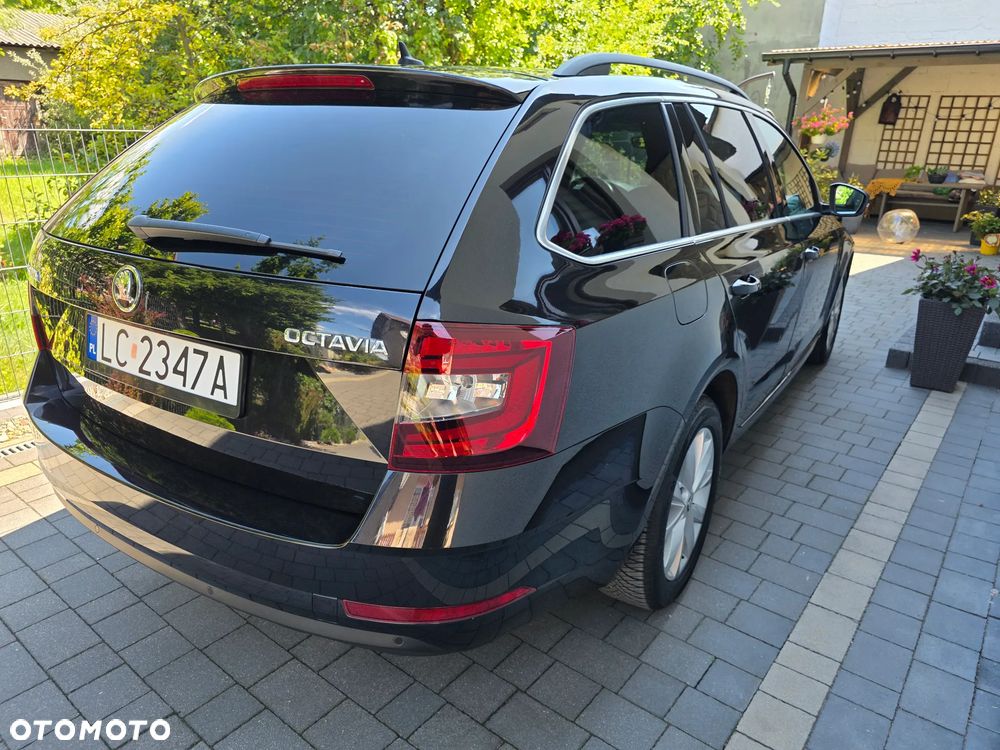Skoda Octavia 1.6 TDI Sport Edition - 4