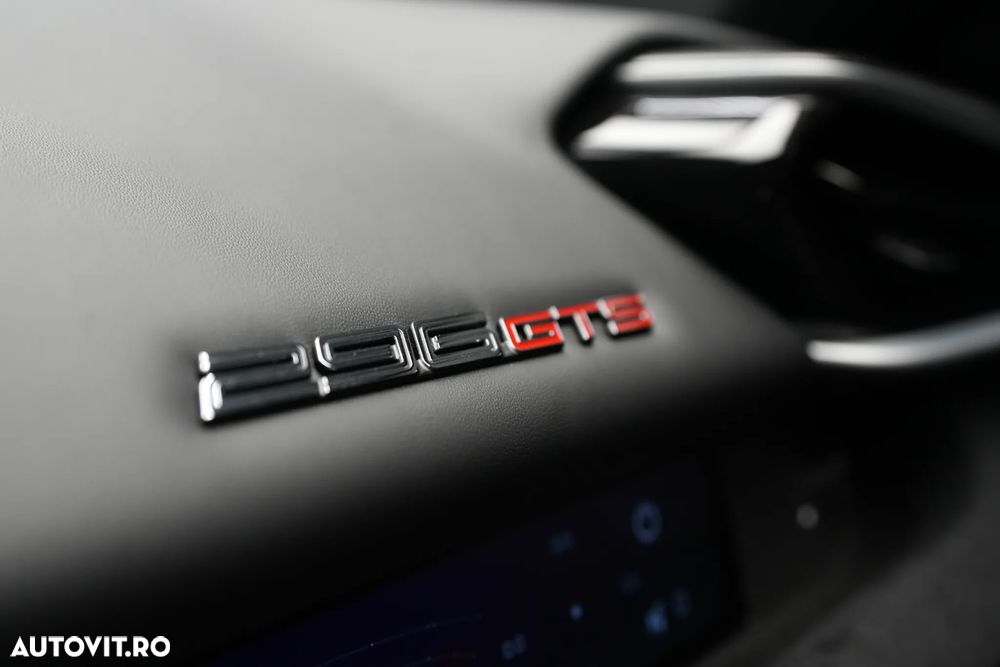 Ferrari 296 GTS - 33