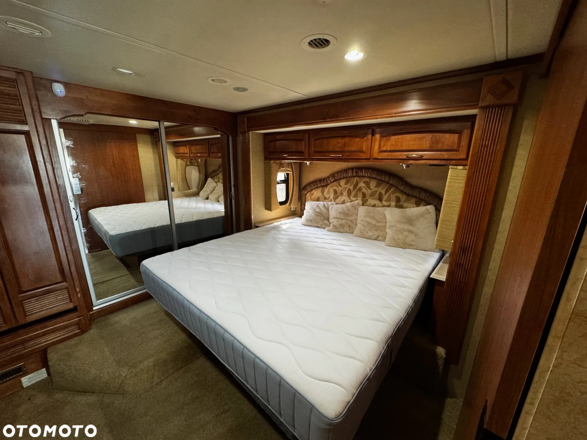 Inny Holiday Rambler Neptune 40 PBT - 23