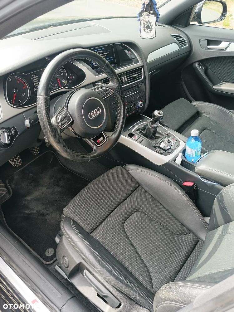 Audi A4 Avant - 13