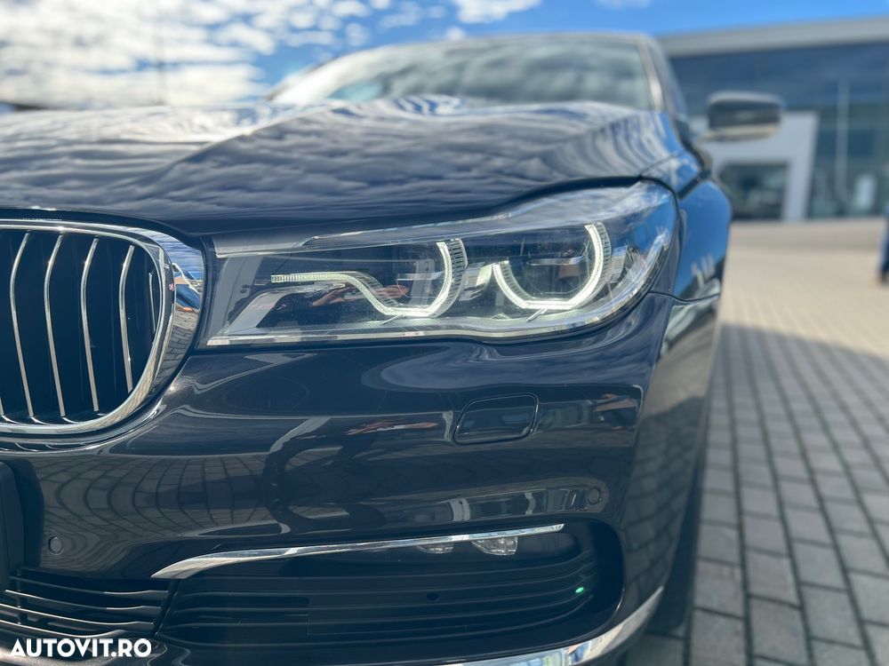 BMW Seria 7 730d xDrive - 35