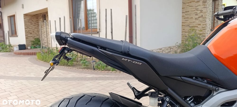 Yamaha MT - 22