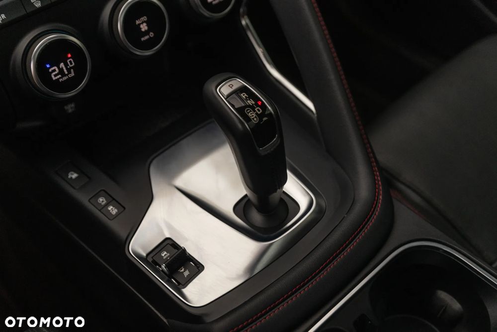 Jaguar E-Pace P250 AWD First Edition - 24
