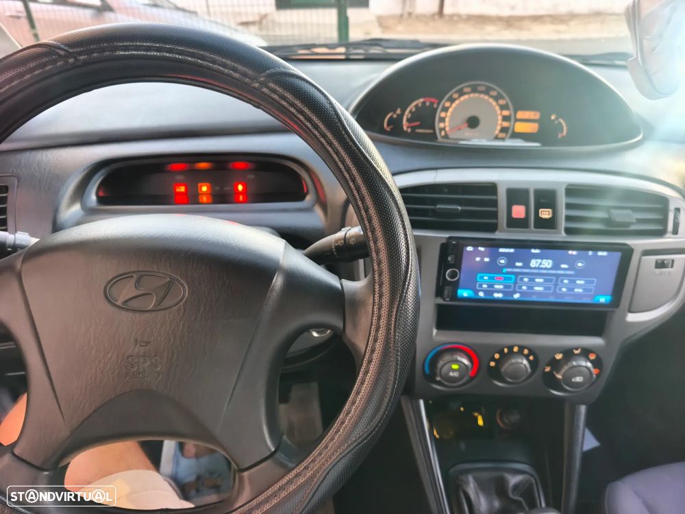 Hyundai Matrix 1.5 CRDi GLS - 5