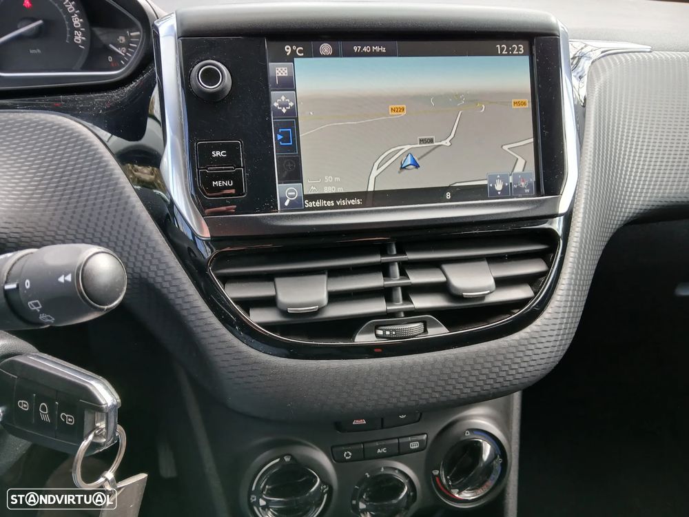 Peugeot 2008 PureTech 82 Style - 12