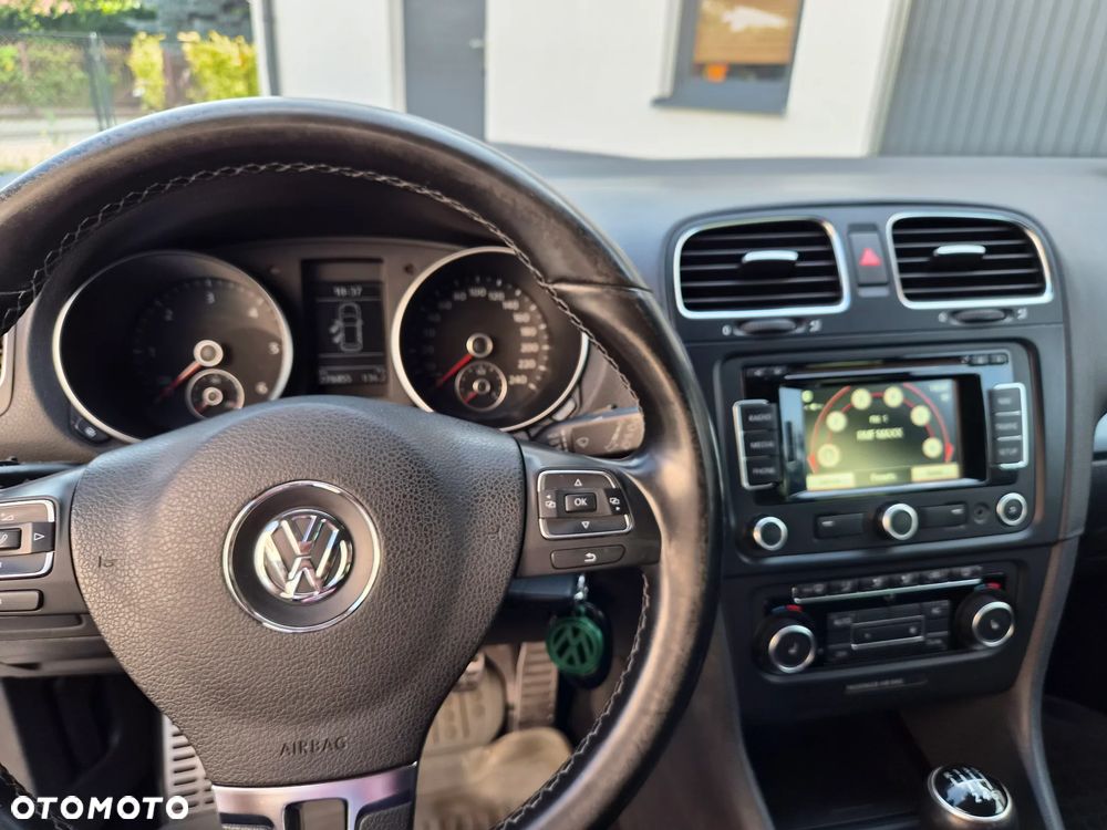 Volkswagen Golf 2.0 TDI DPF Style - 11