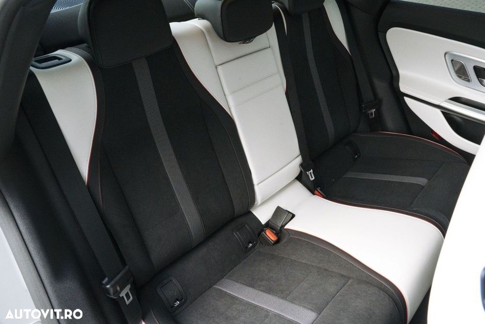 Mercedes-Benz CLA 220 - 12