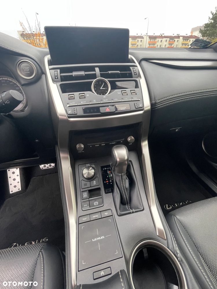 Lexus NX 300 GPF F Sport AWD - 7