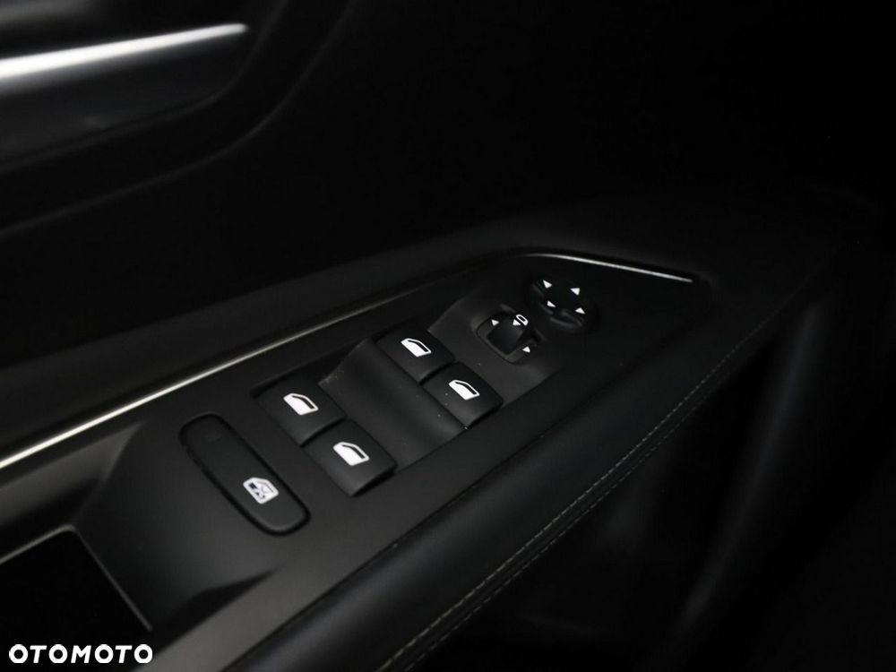 Peugeot 3008 1.2 PureTech Allure - 36