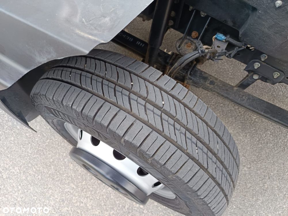 Nissan NT500 ATLEON 35HD.15 3.0D 150KM Kiper Wywrotka - 32
