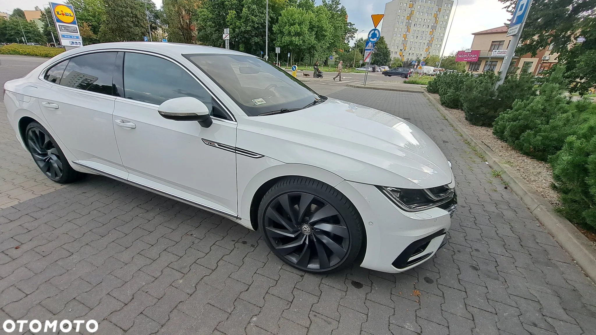 Volkswagen Arteon 2.0 TSI R-Line DSG - 2
