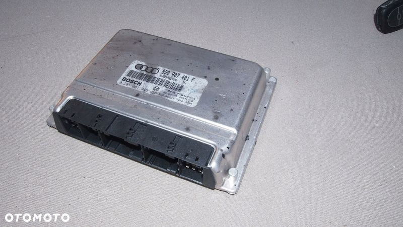 Komputer ZESTAW Audi A4 A6 2.5TDI 110KW 8D0907401F - 8