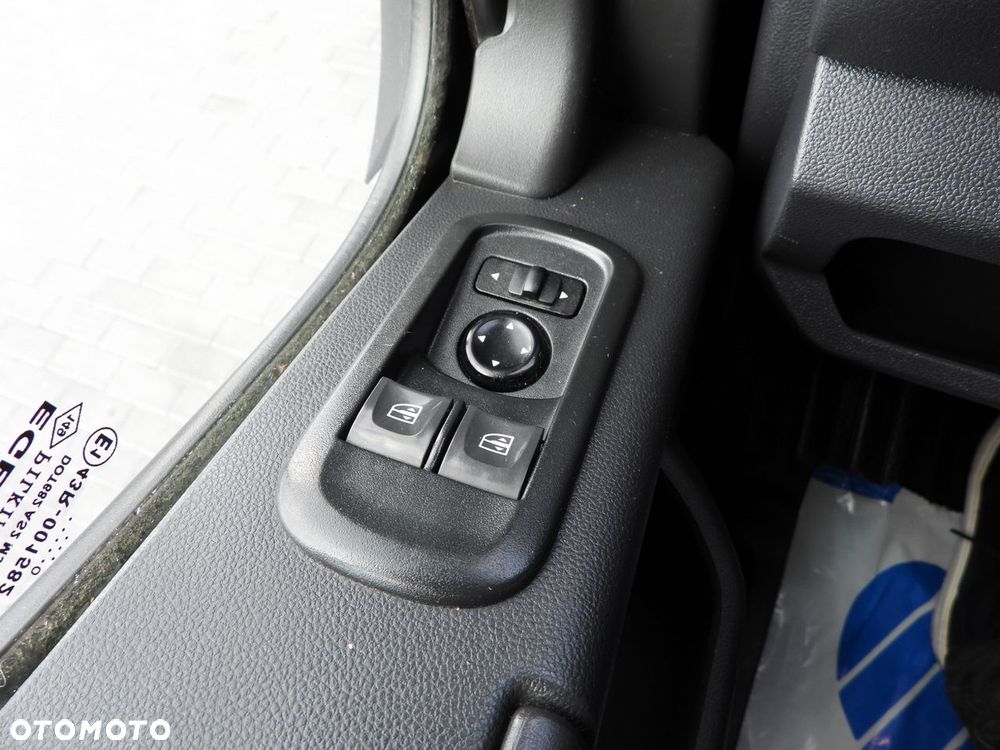 Renault MASTER WYWROTKA TEMPOMAT LEDY BLIŹNIACZE KOŁA KLIMATYZACJA  130KM - 31