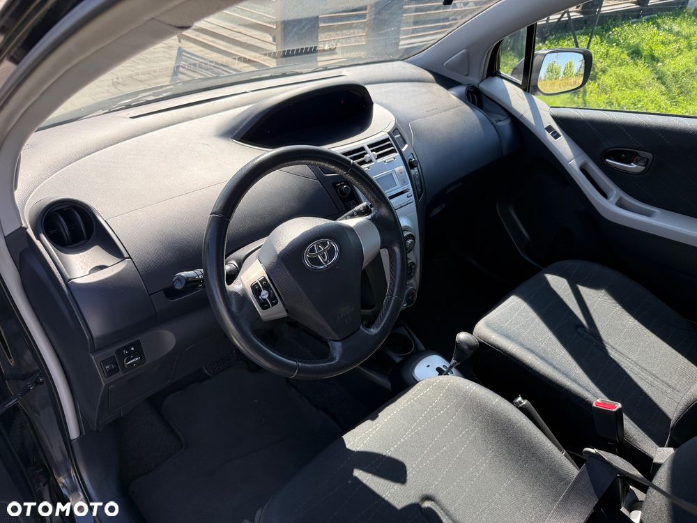 Toyota Yaris 1.3 Automatik Sol - 9