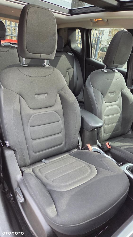 Jeep Renegade 1.4 MultiAir Limited - 30